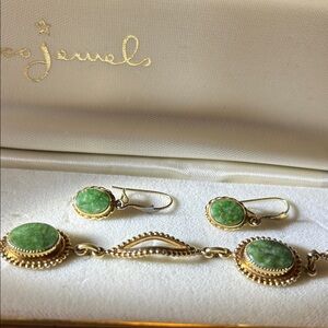 Gold Jade Bracelet & Earring Set